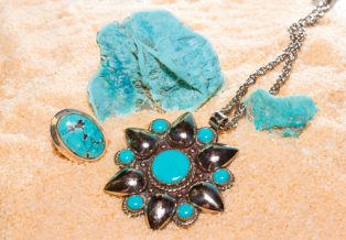 turquoise jewelry shopping