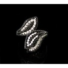 Signed EFFY 14K White Gold Black & White Diamond Leaf Cocktail Ring Size 7.25